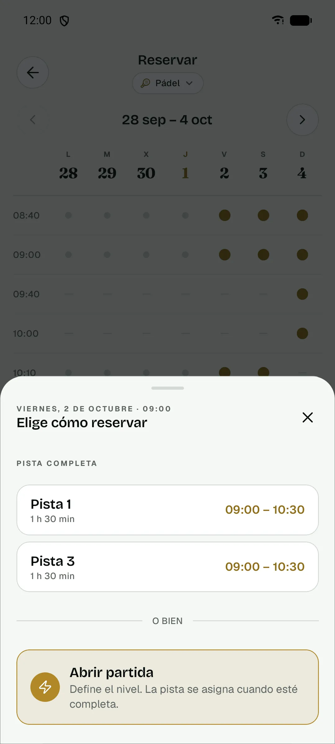 App del club: al elegir una hora, reservar una pista completa o abrir una partida buscando jugadores